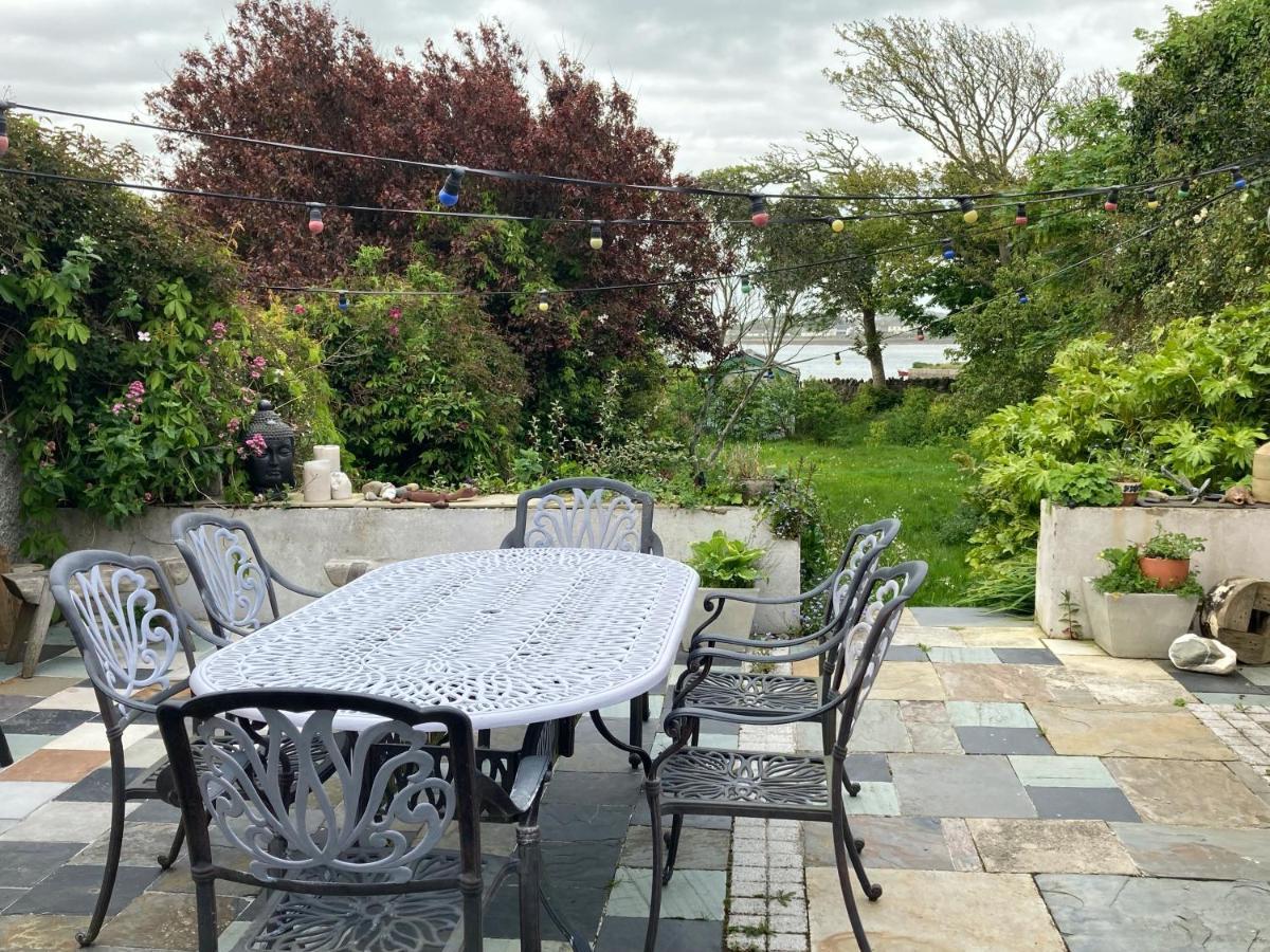 Unique Townhouse With Large Garden Down To The Sea Villa Killough Exterior photo